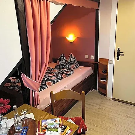 Gaststaette Braustuebchen Hotel *